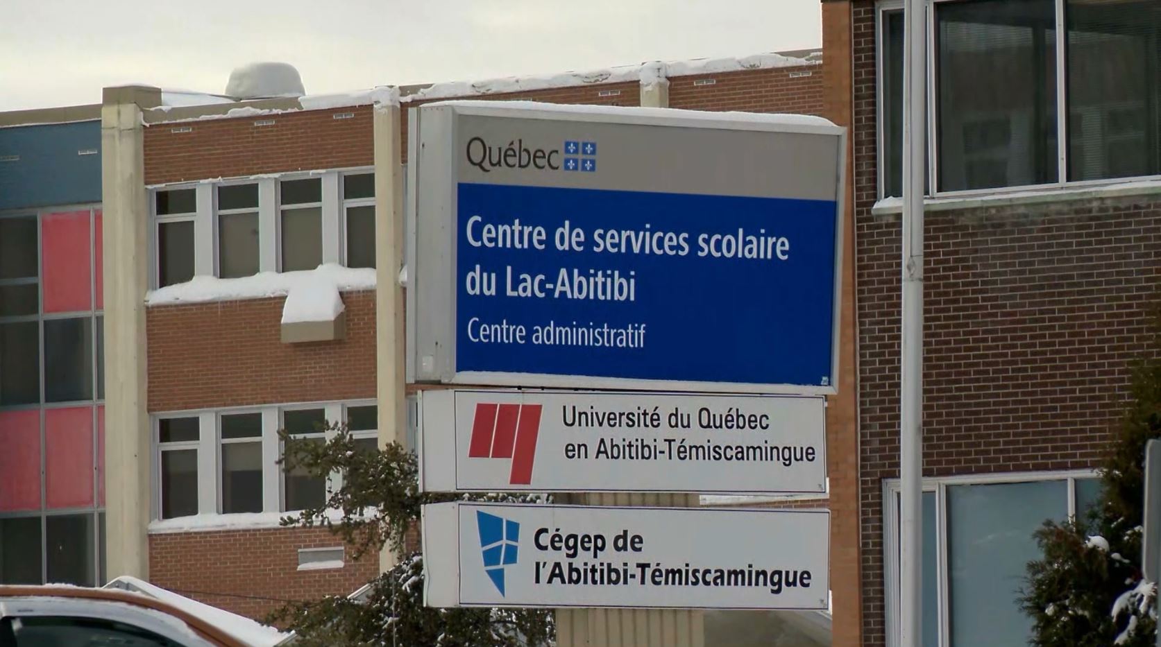 3 centres de services scolaires de la région visés par une action collective Noovo Abitibi